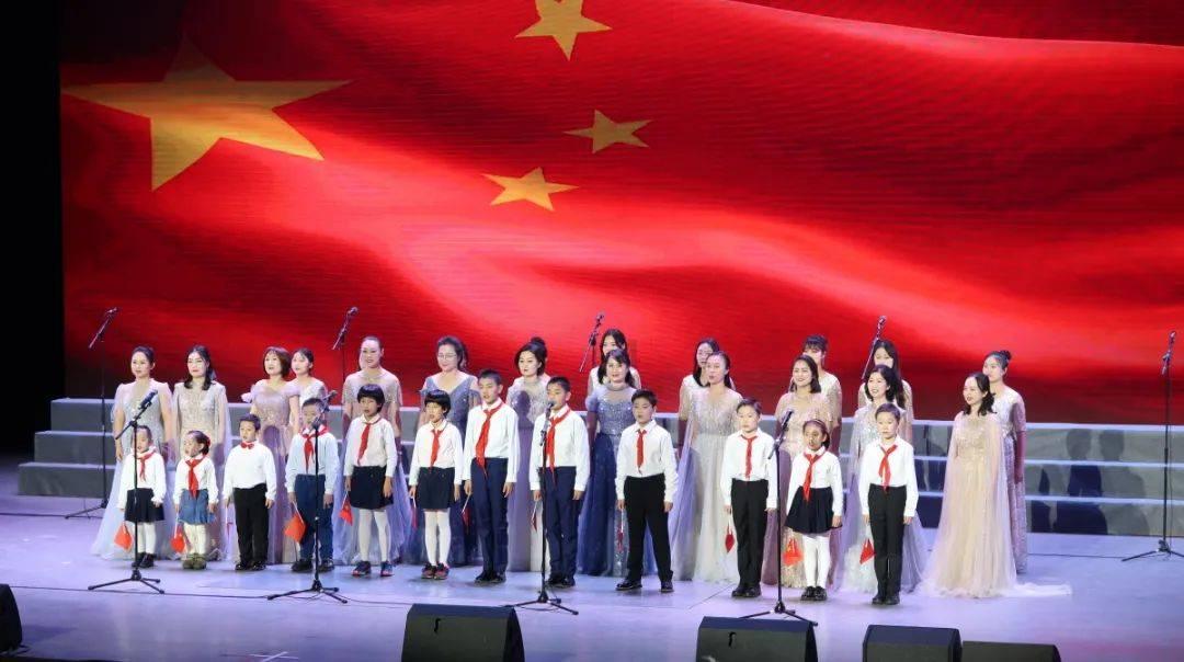 眼药水一般应该怎么点？游戏画面
